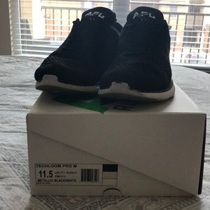 11.5 Men APL Tennis Shoes Black